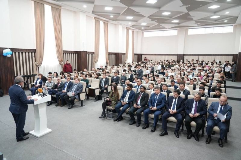 Узбекские студенты и российские ученые обсудили передовые научные разработки