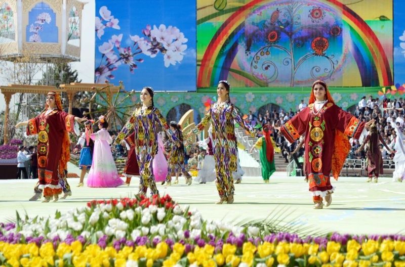Вот и наступил Навруз! Как отпраздновать в Ташкенте? А что, если вы оказались в России?