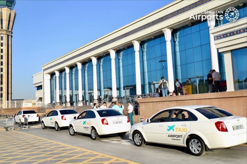 Ташкентский международный аэропорт решил проблему с “бомбилами” и парковками