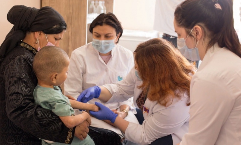 Как российские врачи помогли «бабочкам»  в Сурхандарье 