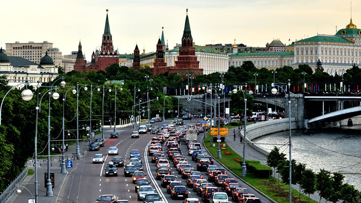 Узбекистанцы смогут поменять водительские права в России 