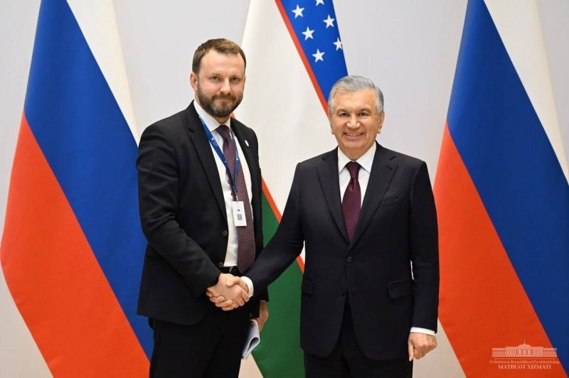 Президент принял делегацию России во главе с Орешкиным