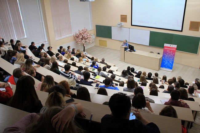 Эксперт Александр Барсуков о популярности российского образования в странах Центральной Азии 