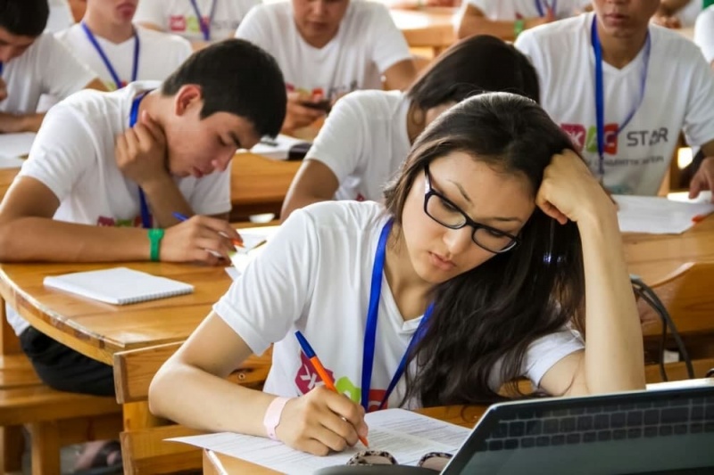Для узбекских студентов упростят пребывание в России