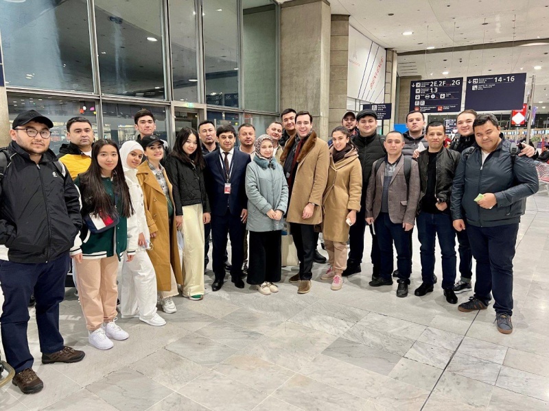 Узбекские студенты отправились во Францию учиться кондитерскому делу