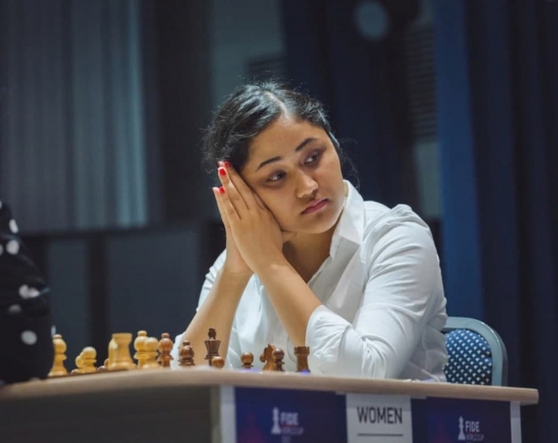 Чужой среди своих: почему лучшая шахматистка Узбекистана играет не на Родине?