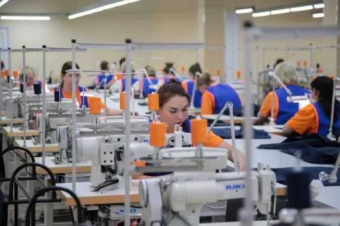 Российские бренды переносят производство из Китая в Узбекистан. С чем это связано?