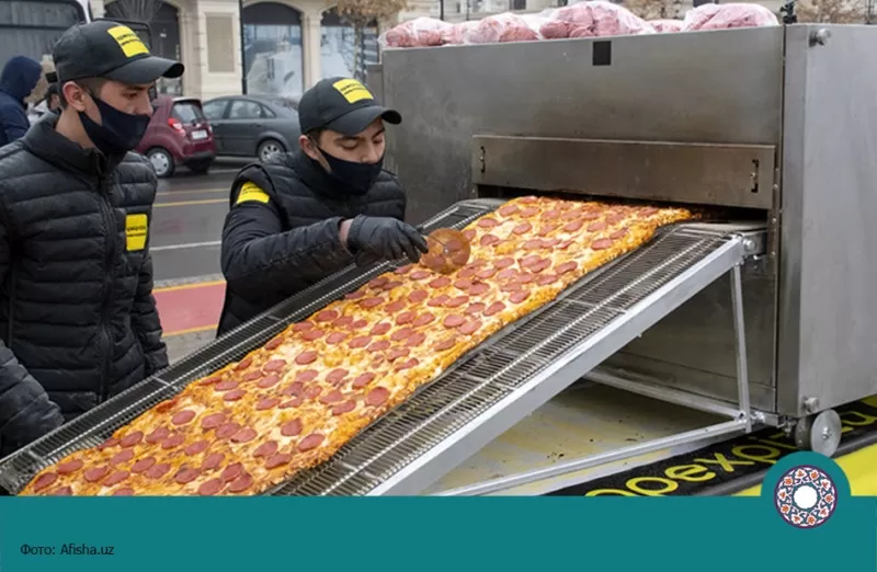 И снова рекорды: в Ташкенте приготовили 100-метровую пиццу