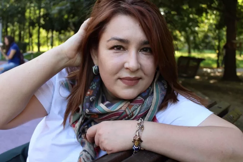 Как Лазиза Азимова создала в России онлайн-платформу для изучения узбекского языка 